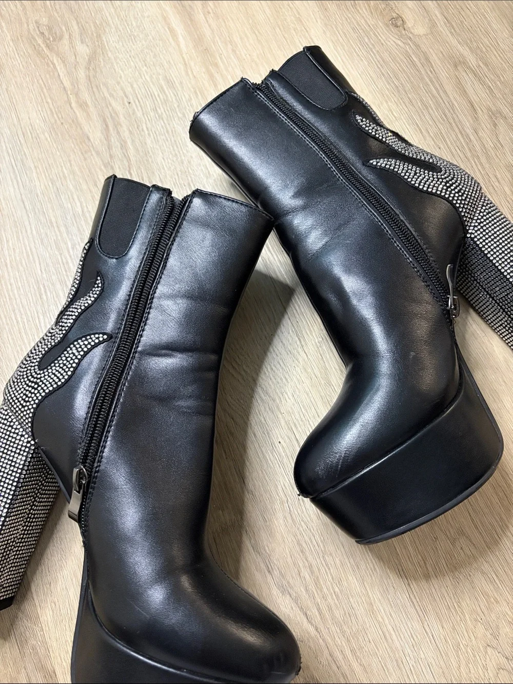 Azalea Wang dolls kill Black Platform Boots Rhinestone Flame Detail 7.5 flashy
